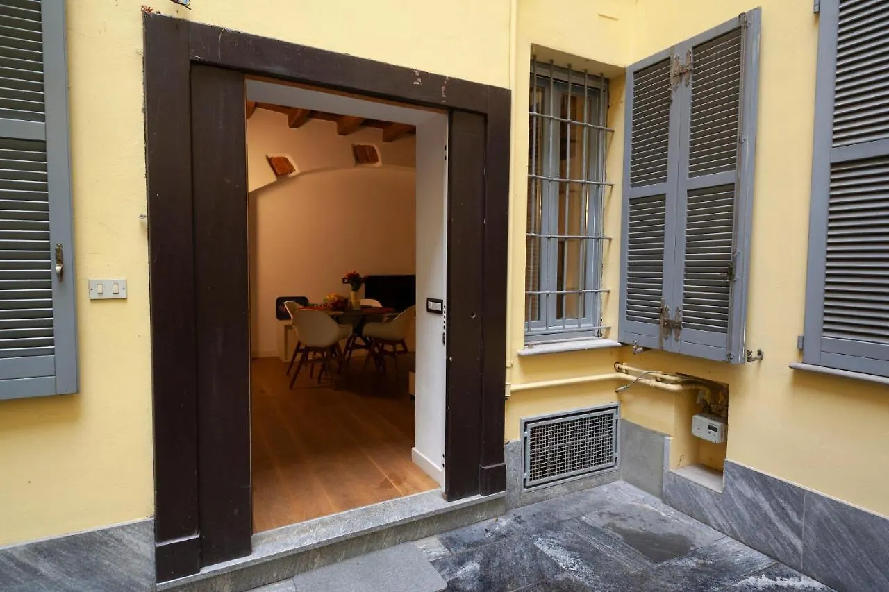 Corso Venezia, In Una Corte Esclusiva Riservata! Milán